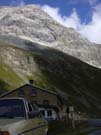 Der Mercedes auf dem Albula Pass