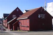 Vor dem Polarmuseum in Tromso